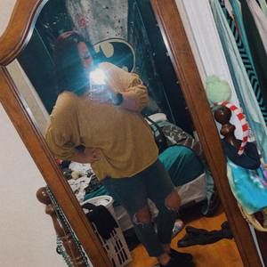 Meet your Posher, Jade